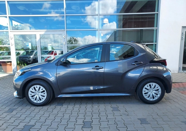 Toyota Yaris cena 72900 przebieg: 12000, rok produkcji 2023 z Brzeziny małe 254